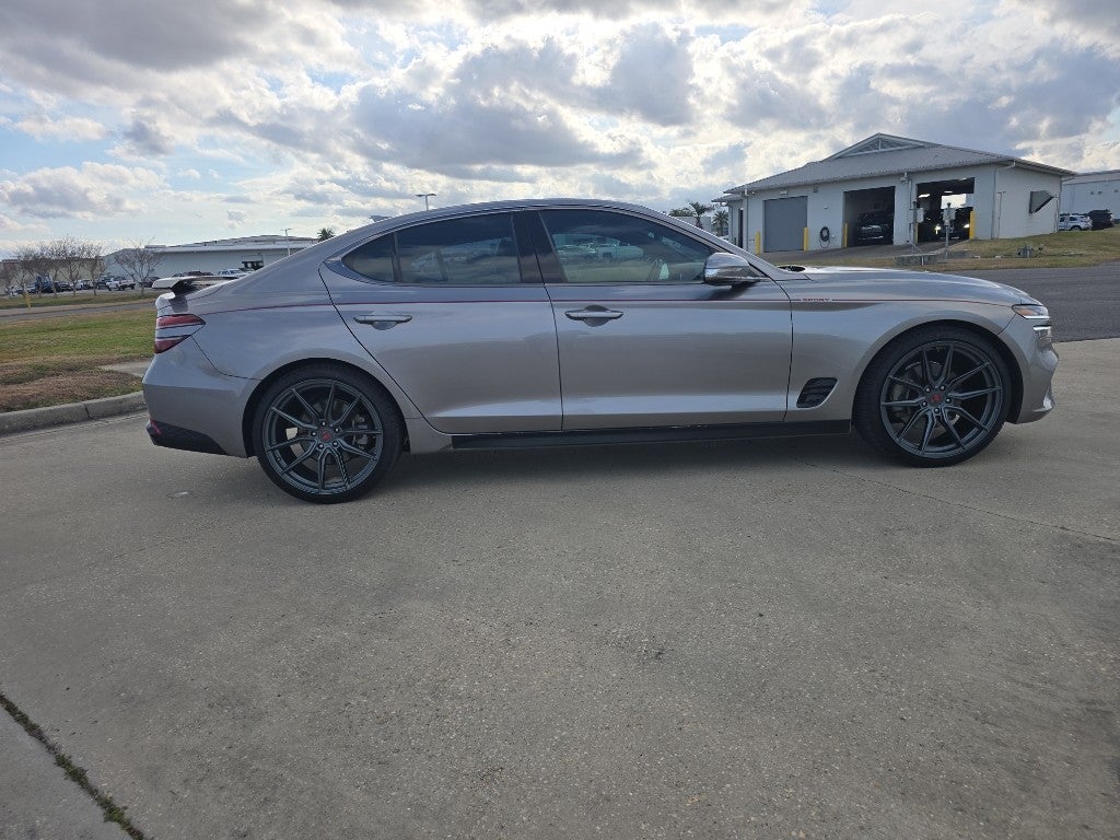 2023 Genesis G70 2.0T