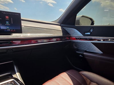 2023 BMW 7 Series 760i xDrive