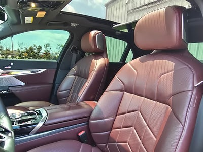 2023 BMW 7 Series 760i xDrive