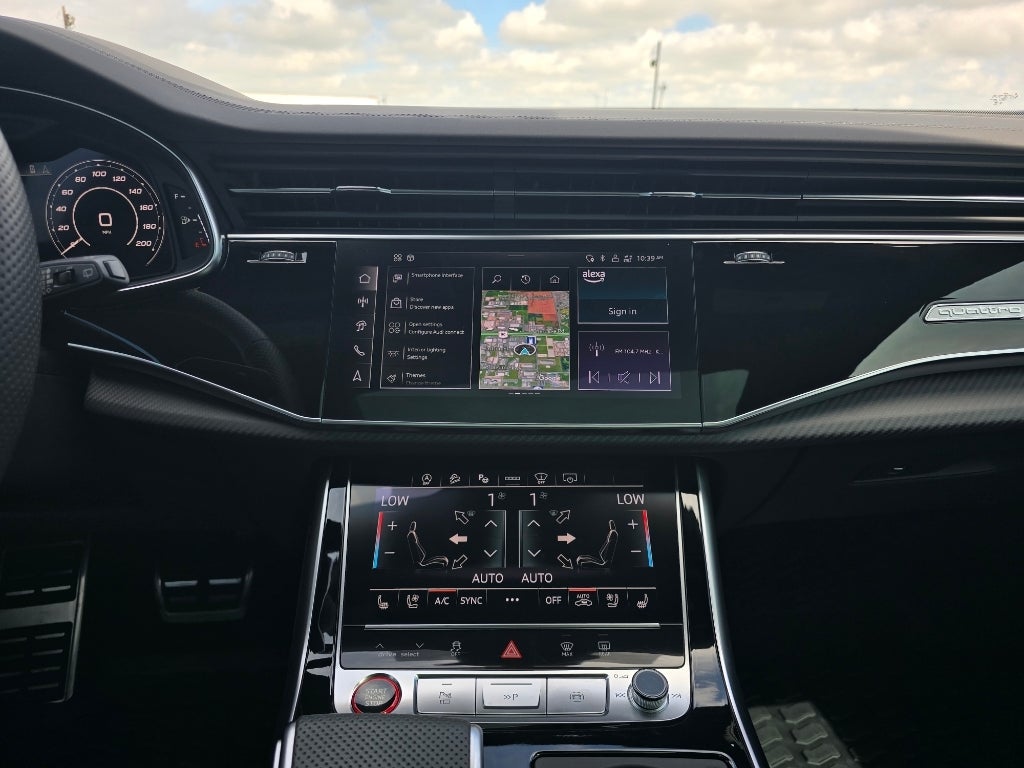 2025 Audi RS Q8 performance