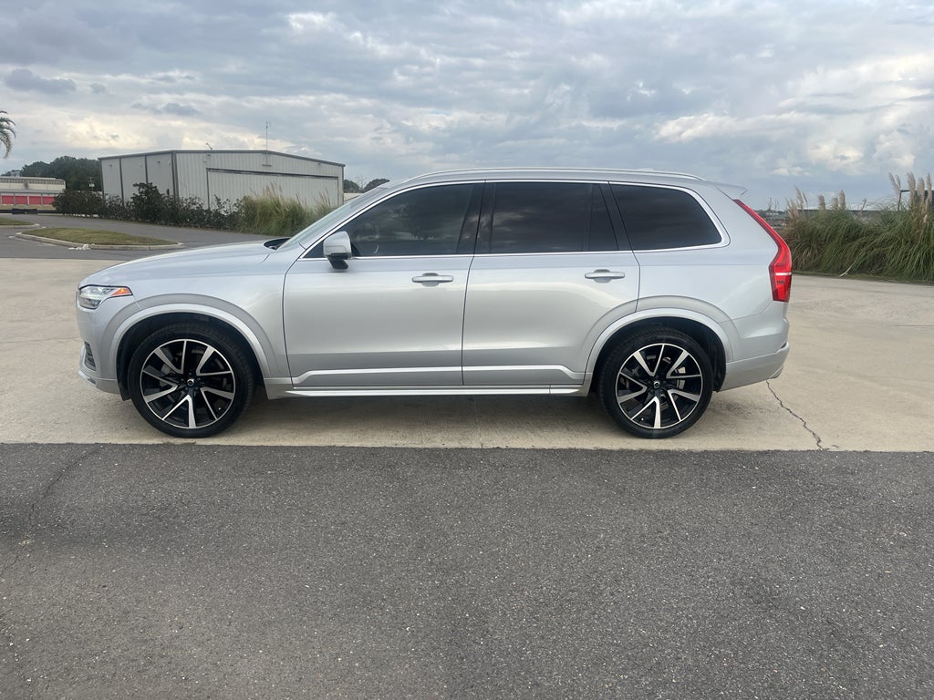 2020 Volvo XC90 Momentum