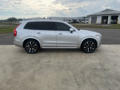 2020 Volvo XC90 Momentum