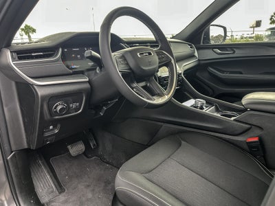 2026 Jeep Grand Cherokee Laredo X