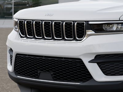 2027 Jeep Grand Cherokee Laredo