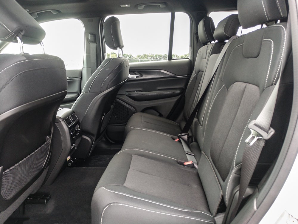 2026 Jeep Grand Cherokee Laredo X