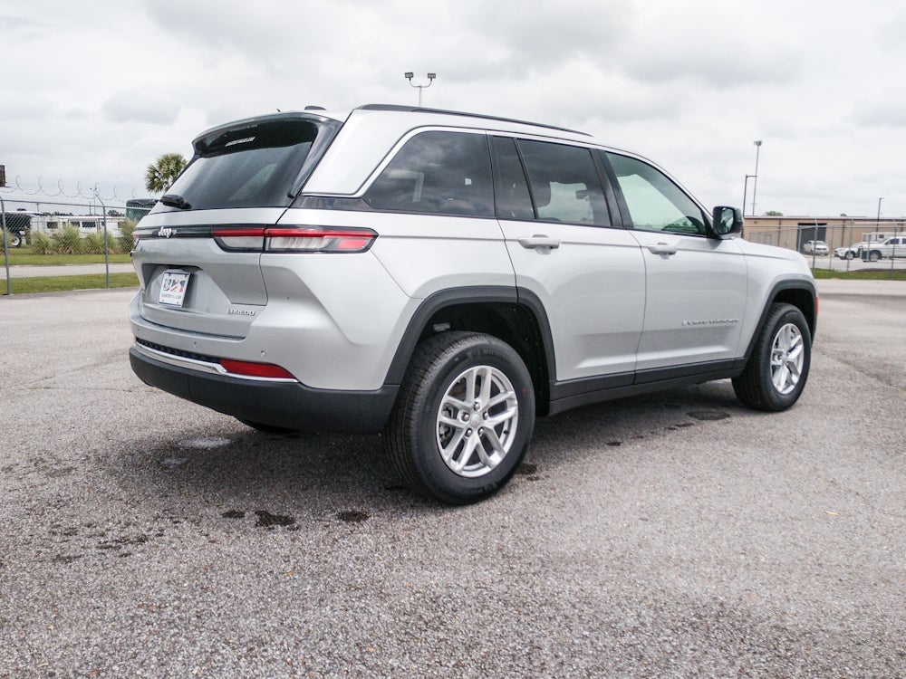 2026 Jeep Grand Cherokee Laredo X