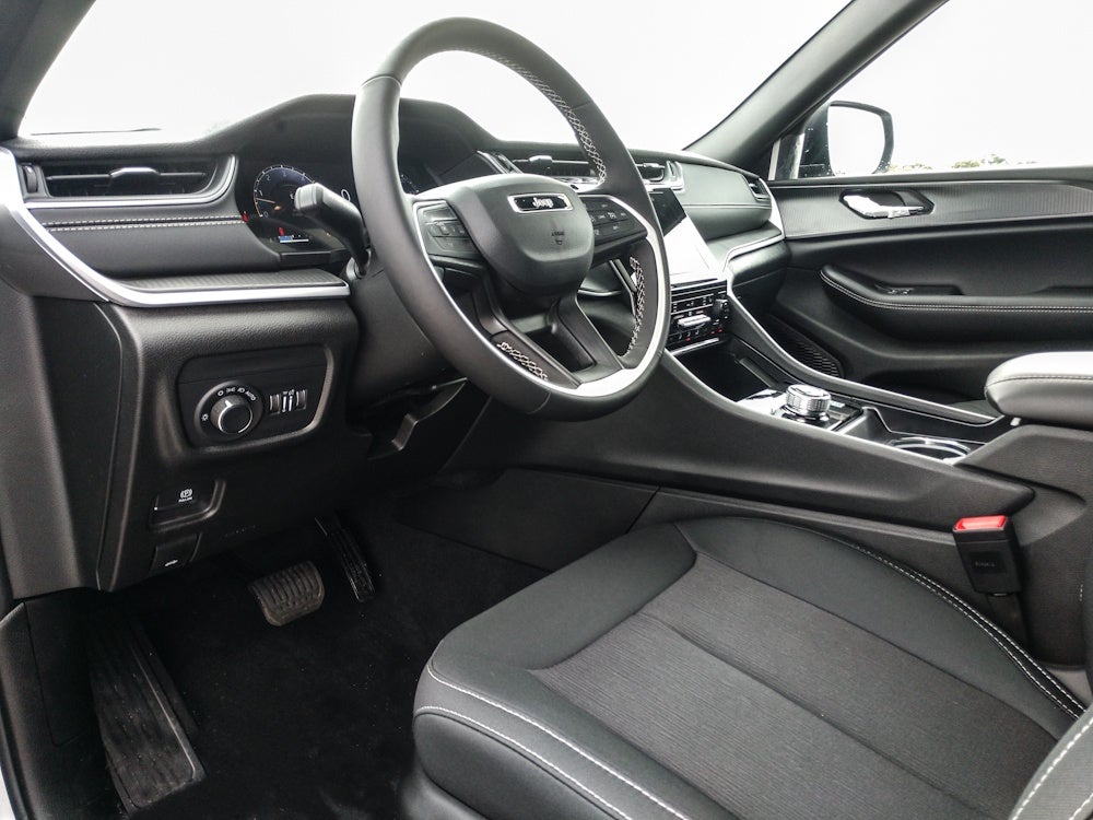 2026 Jeep Grand Cherokee Laredo X