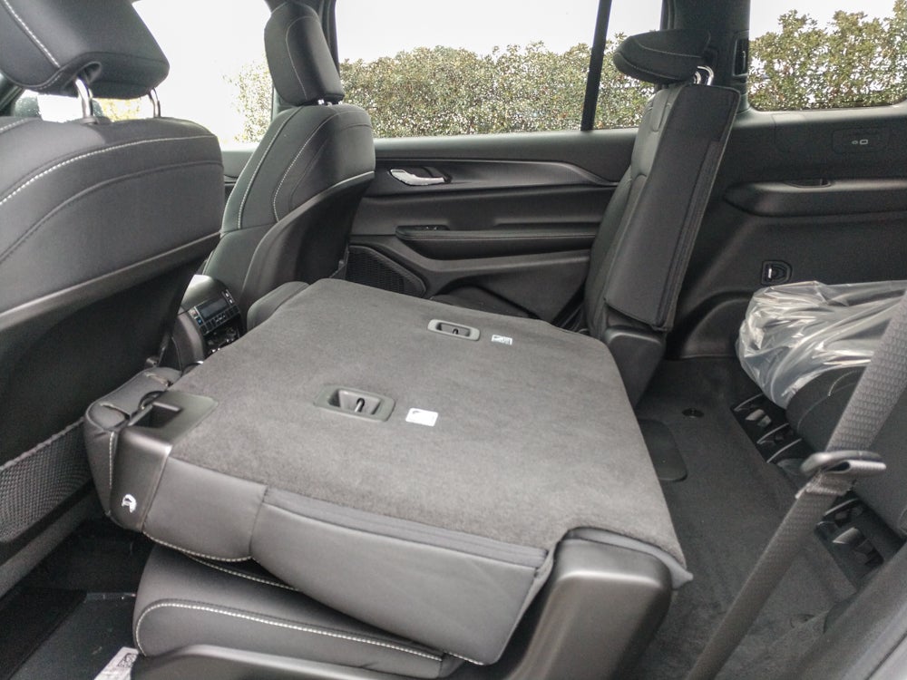 2025 Jeep Grand Cherokee L Laredo X