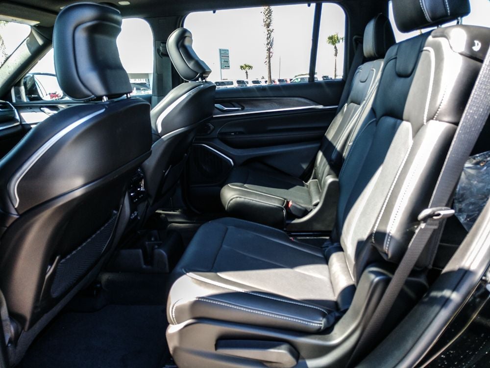 2025 Jeep Grand Cherokee L Overland