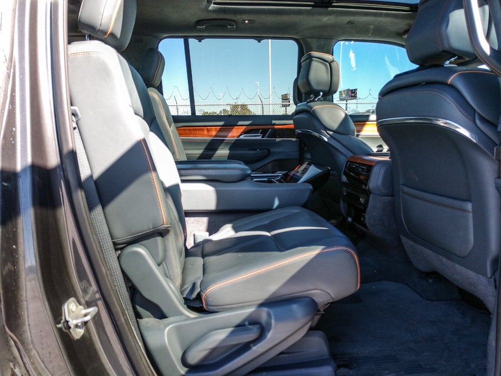 2022 Jeep Grand Wagoneer Series II