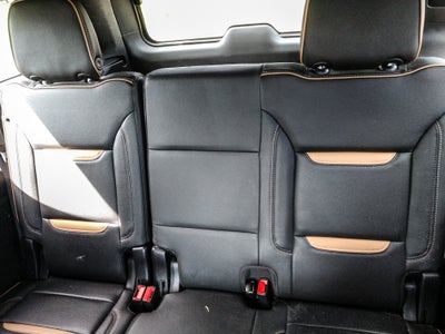 2023 GMC Yukon XL AT4