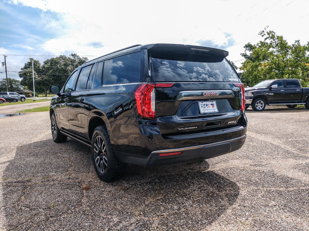 2023 GMC Yukon XL AT4
