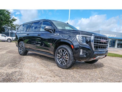 2023 GMC Yukon XL AT4
