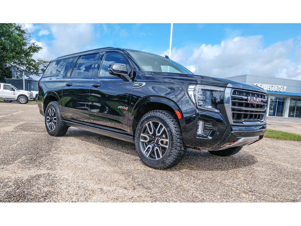 2023 GMC Yukon XL AT4