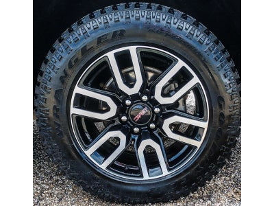 2023 GMC Yukon XL AT4