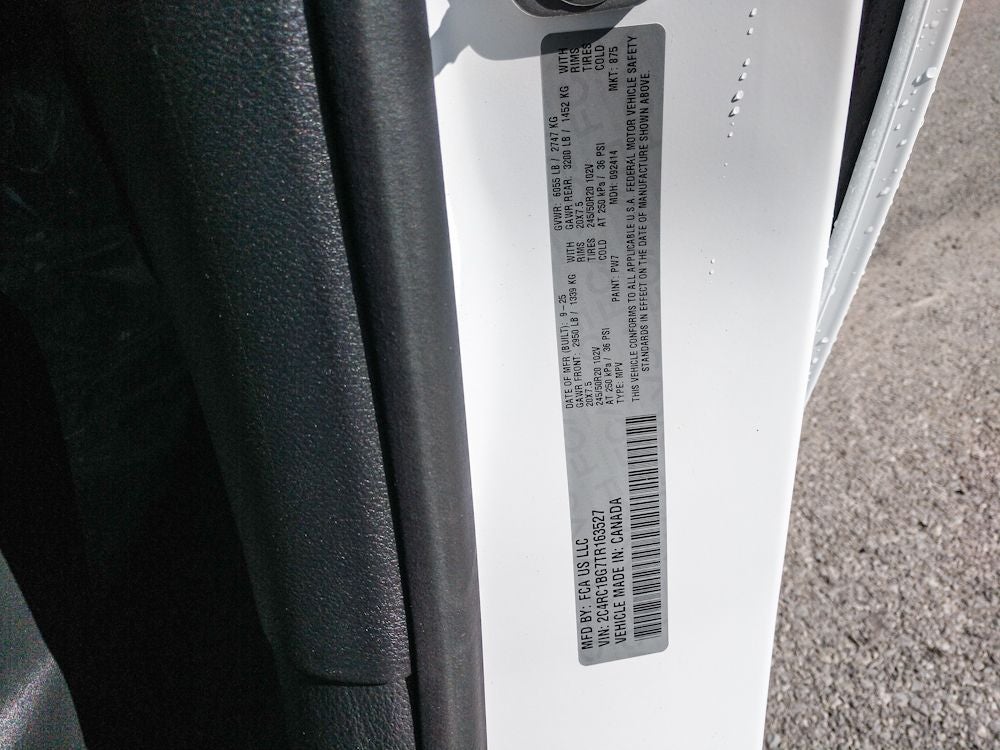 2026 Chrysler Pacifica Select