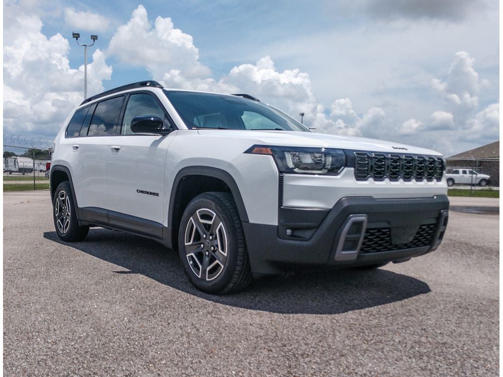 2026 Jeep Cherokee Laredo