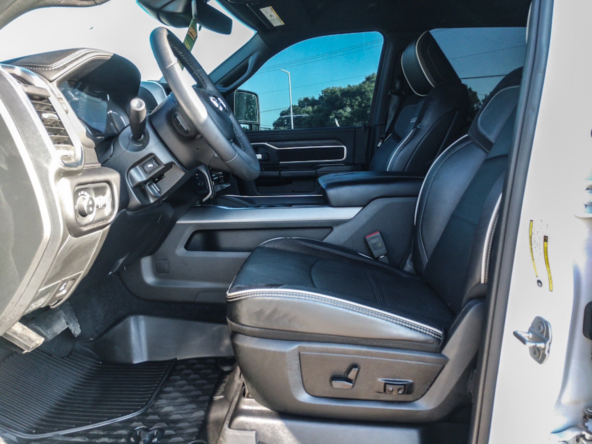 2025 RAM 2500 Laramie