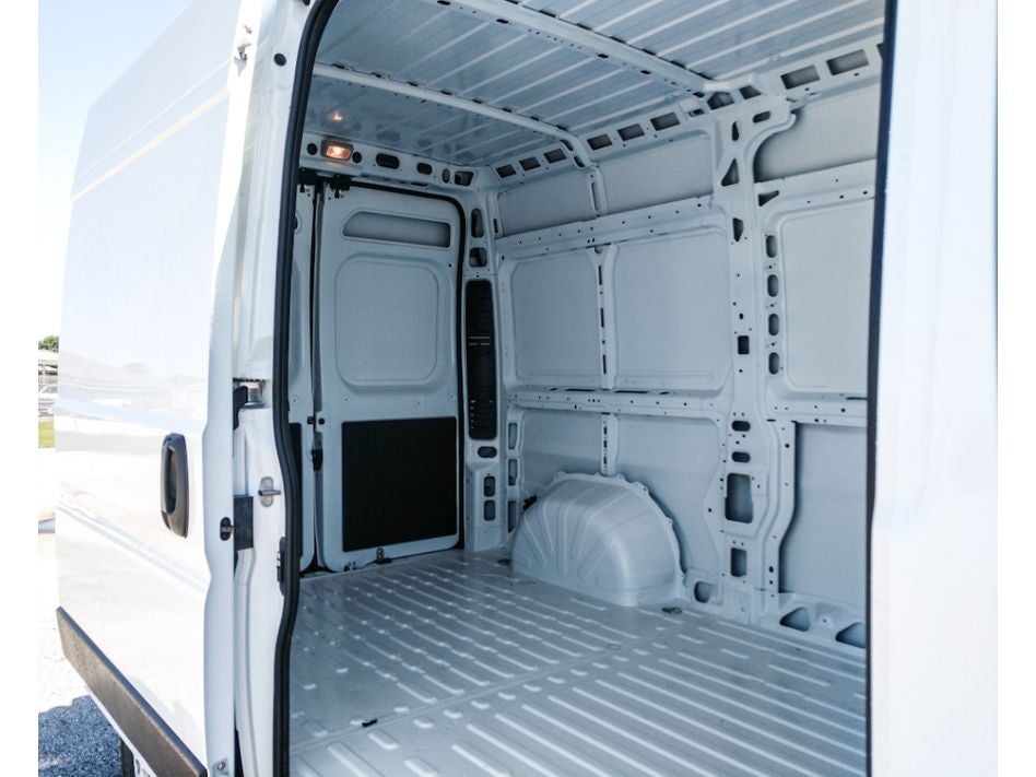 2026 RAM ProMaster 2500 High Roof 136WB