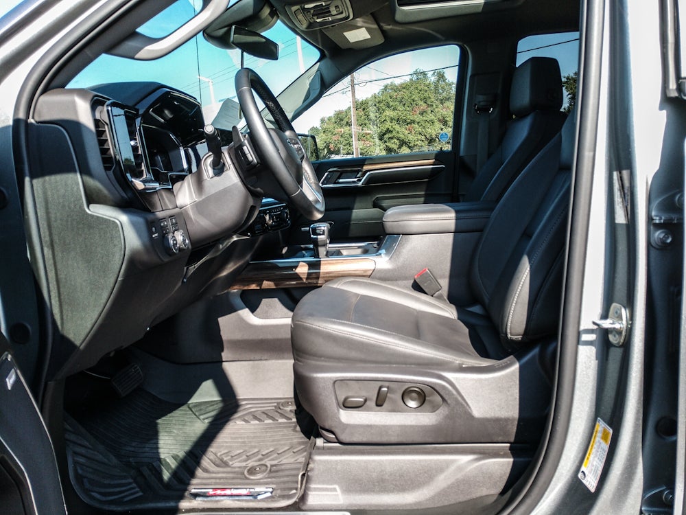 2024 Chevrolet Silverado LT Trail Boss