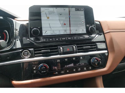 2023 Nissan Pathfinder Platinum