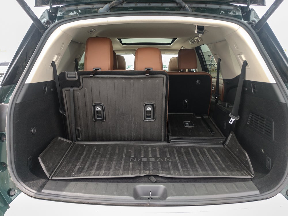 2023 Nissan Pathfinder Platinum