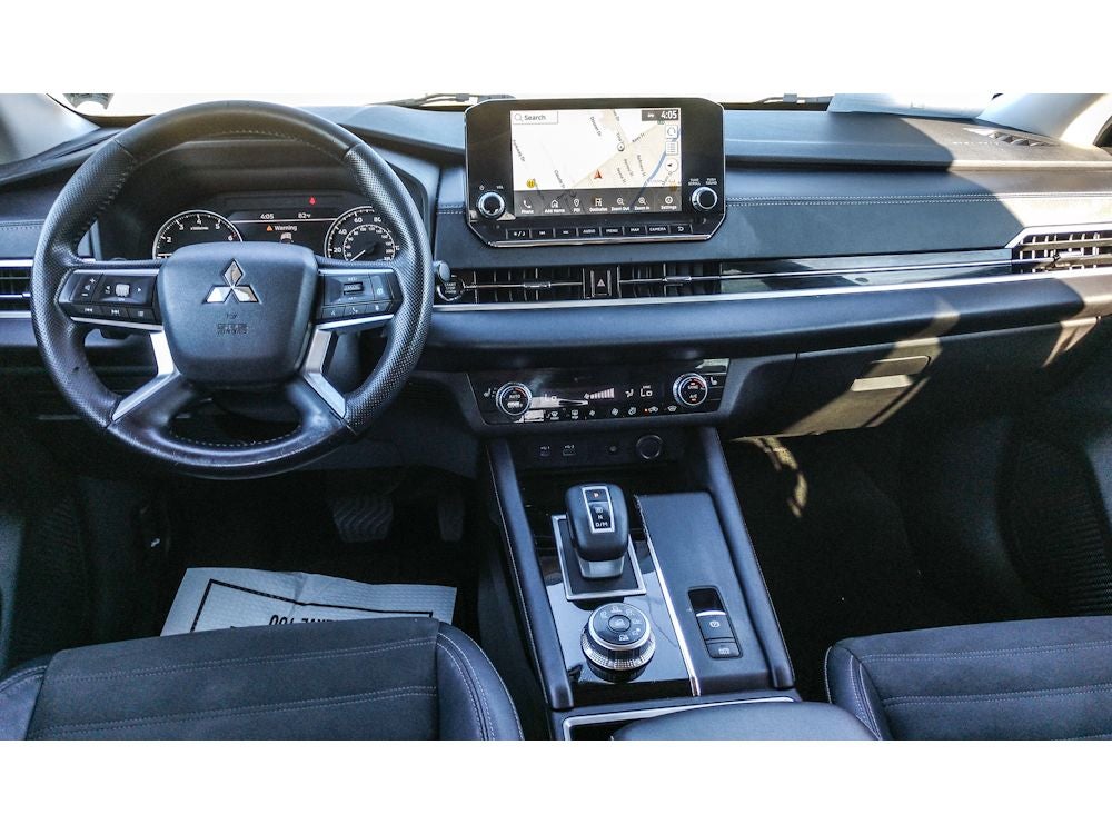 2022 Mitsubishi Outlander SE