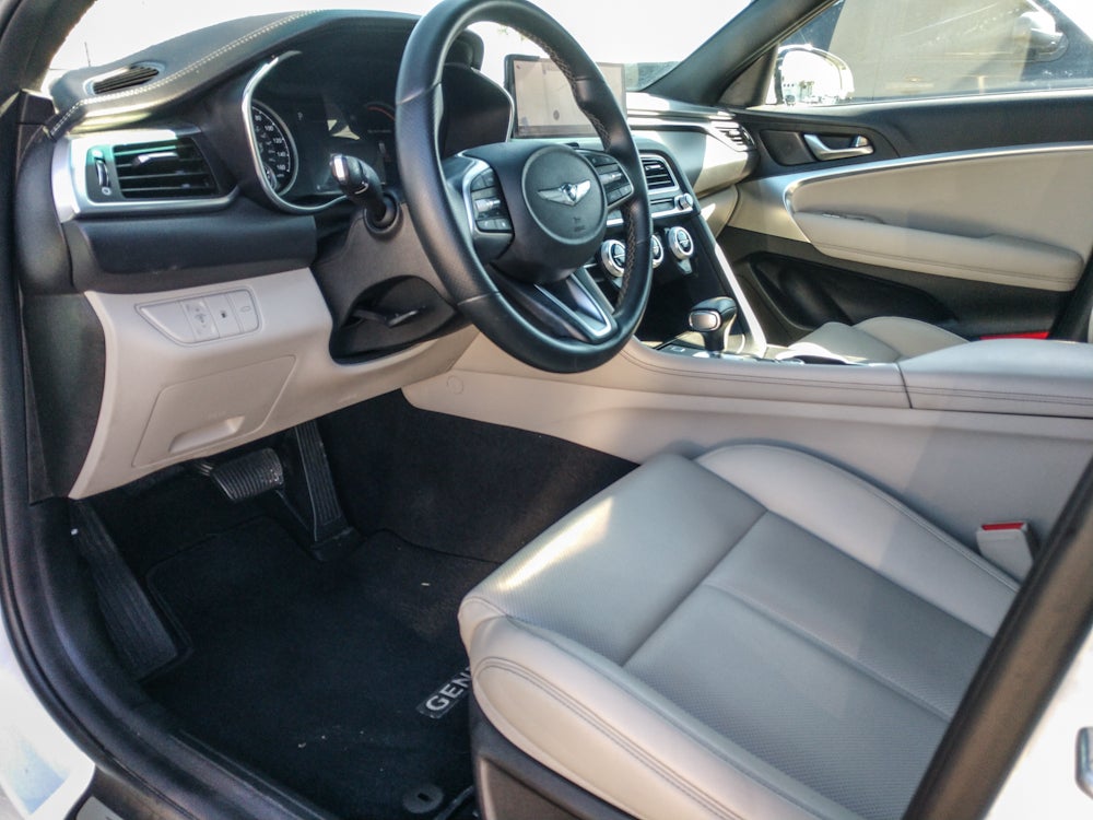 2022 Genesis G70 2.0T