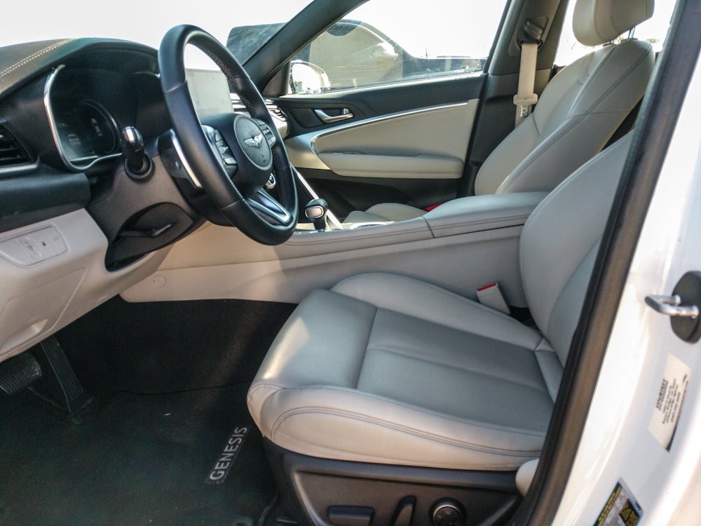 2022 Genesis G70 2.0T