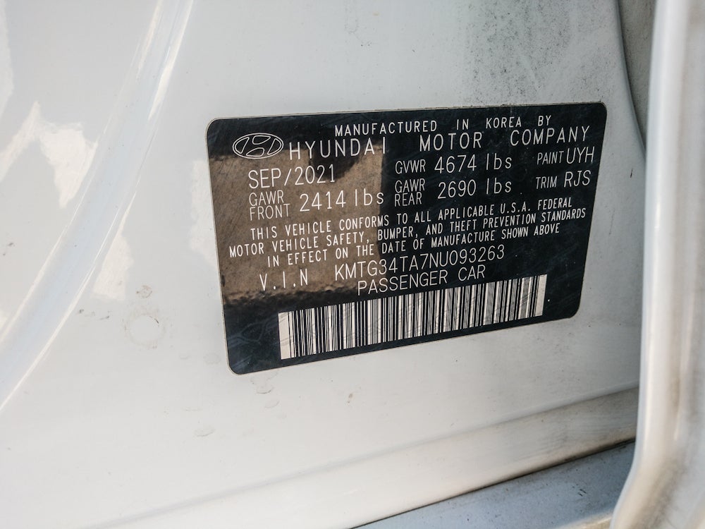 2022 Genesis G70 2.0T