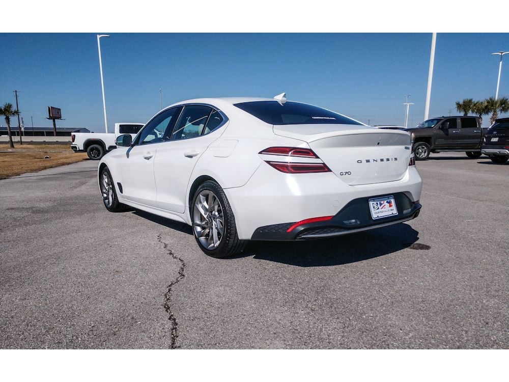2022 Genesis G70 2.0T