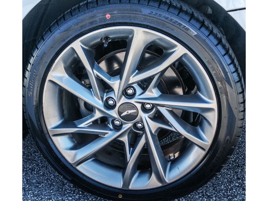 2022 Genesis G70 2.0T