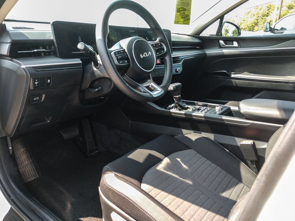 2025 Kia K5 LXS
