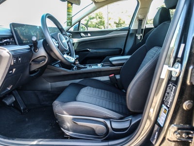 2025 Kia K5 LXS