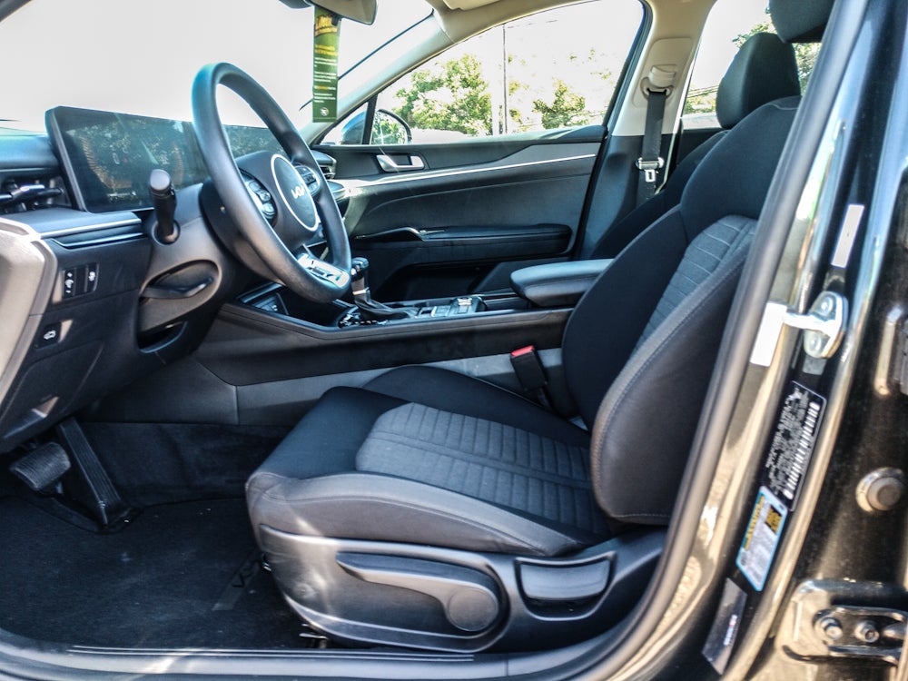 2025 Kia K5 LXS