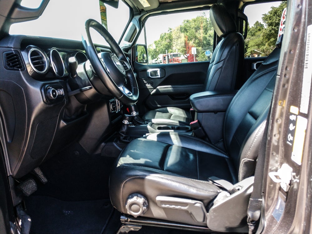 2020 Jeep Wrangler Sahara Altitude