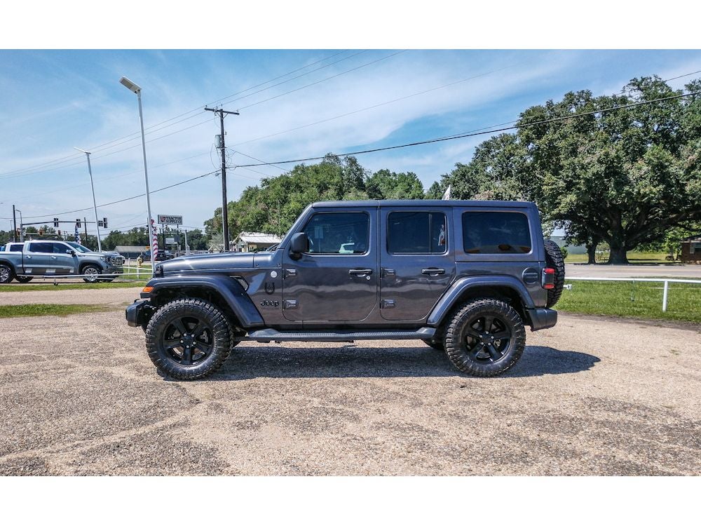 2020 Jeep Wrangler Sahara Altitude