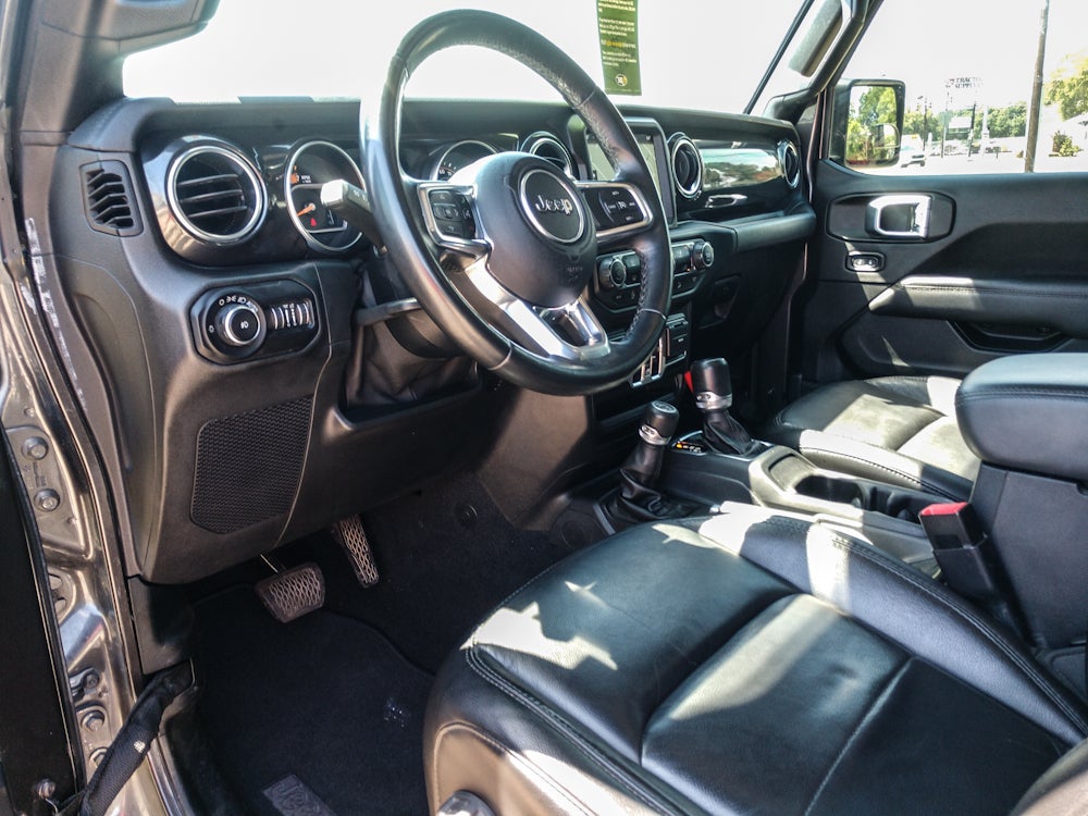 2020 Jeep Wrangler Sahara Altitude
