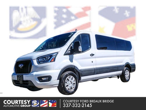 2023 Ford Transit Wagon XLT