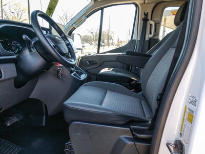 2023 Ford Transit Wagon XLT