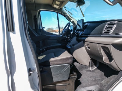 2023 Ford Transit Wagon XLT