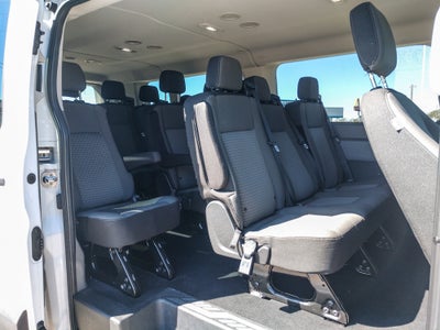 2023 Ford Transit Wagon XLT