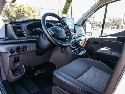 2023 Ford Transit Wagon XLT