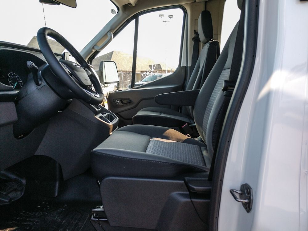 2024 Ford Transit Wagon XL