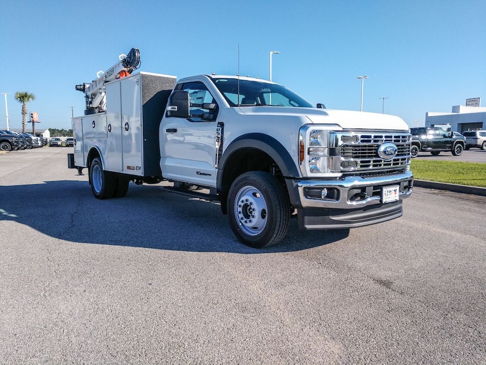 2025 Ford F-550 XL