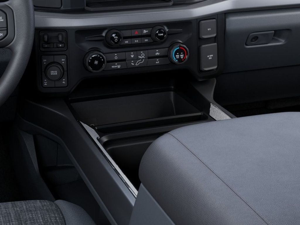 2027 Ford F-250 Super Duty XLT
