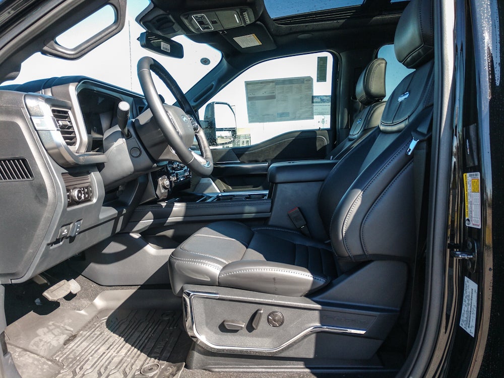 2025 Ford F-250 Platinum