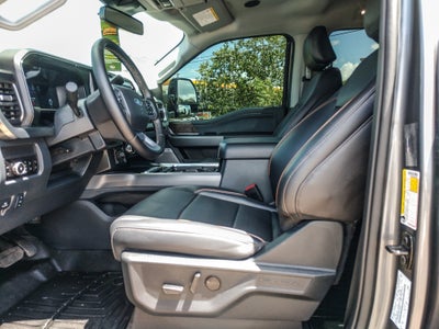 2025 Ford F-250 Super Duty LARIAT