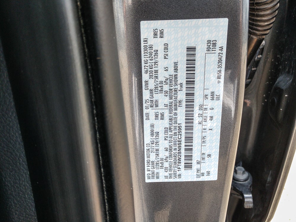 2025 Ford F-250 Super Duty LARIAT