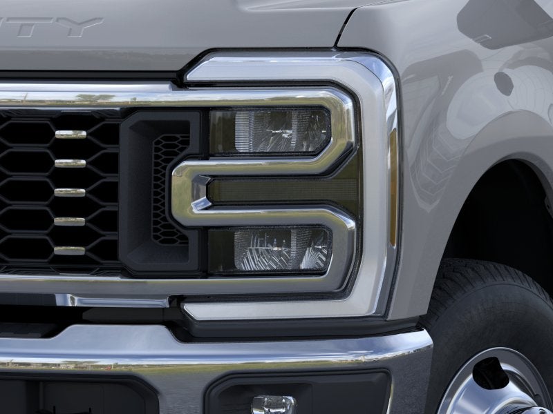 2026 Ford F-350 Super Duty Lariat